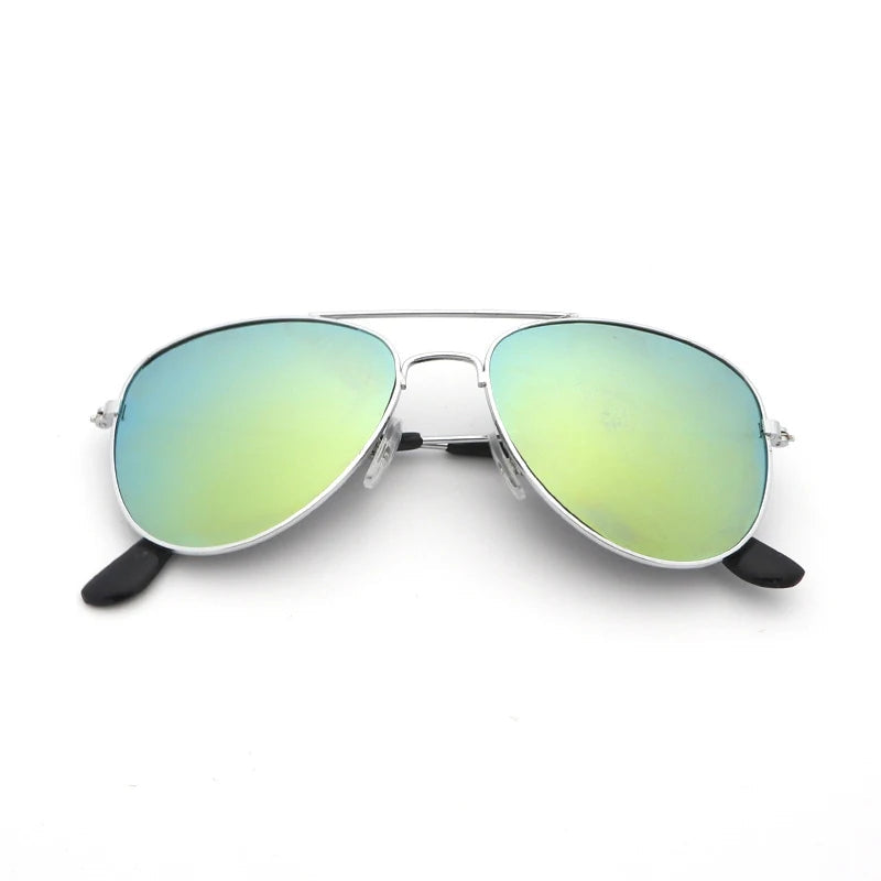 Unisex Pilot Sunglasses, Vintage Designer Shades, Trendy Fashion Eyewear, Alloy Frame Sunglasses, Mirror Lenses Sunglasses, Casual Sunglasses for Men and Women, Stylish Driving Shades, Outdoor Sunglasses, Men's and Women's Eyewear, Fashionable Pilot Sunglasses