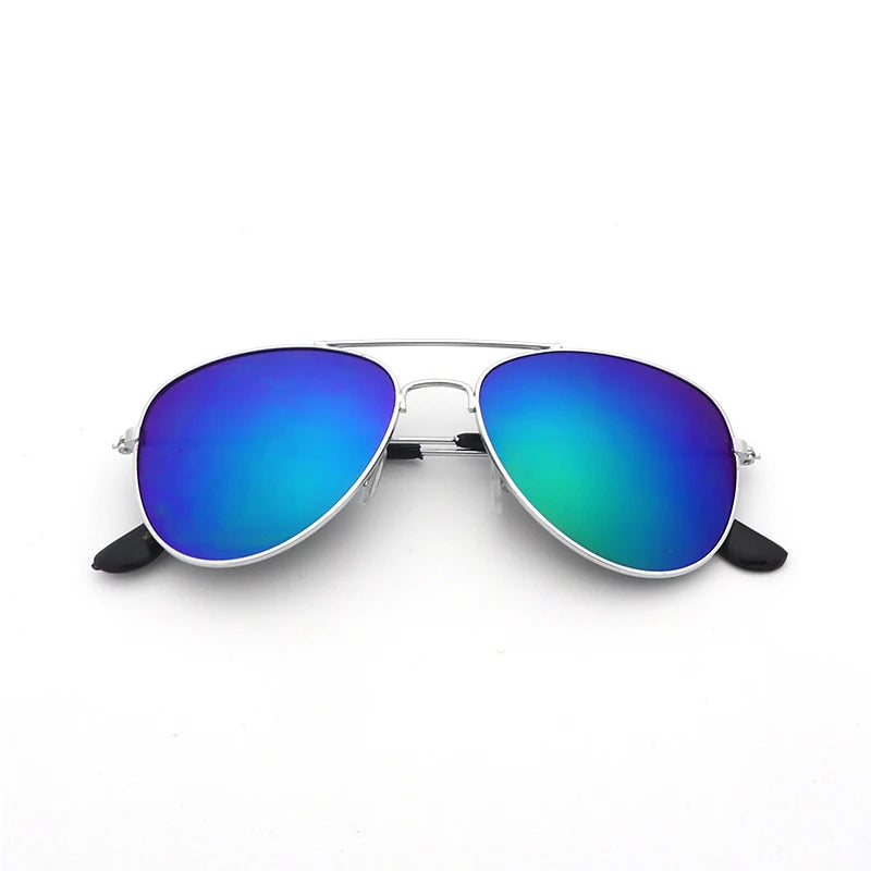 Unisex Pilot Sunglasses, Vintage Designer Shades, Trendy Fashion Eyewear, Alloy Frame Sunglasses, Mirror Lenses Sunglasses, Casual Sunglasses for Men and Women, Stylish Driving Shades, Outdoor Sunglasses, Men's and Women's Eyewear, Fashionable Pilot Sunglasses
