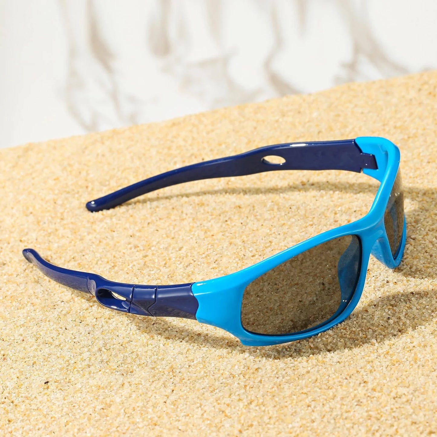 kids polarized sunglasses, unbreakable kids shades,
UV protection sunglasses, flexible rubber sunglasses, sports sunglasses for children,
boys and girls sunglasses, anti-reflective lenses, soft TPEE frame, UV400 kids eyewear, kids outdoor sunglasses