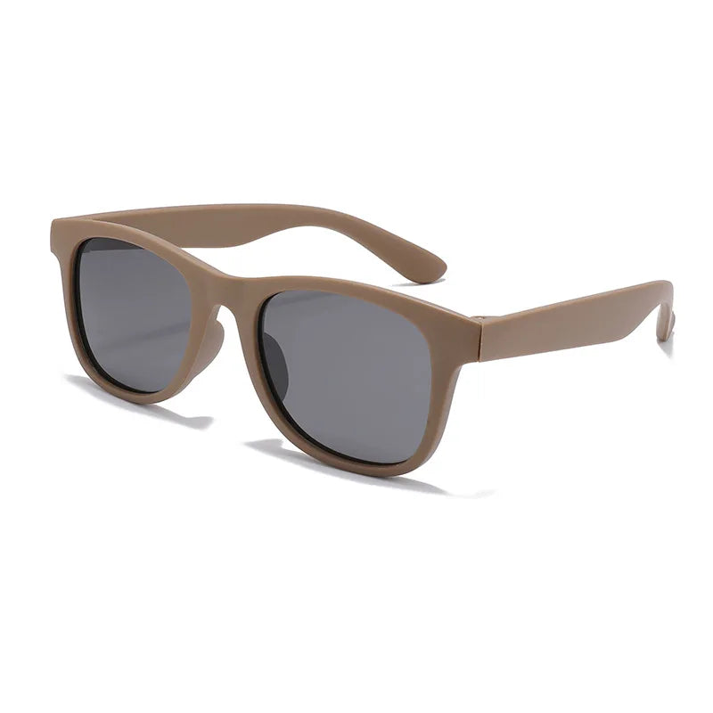 Polarized
kids sunglasses, polarized sunglasses, UV400 protection, children's eyewear, durable TPEE frame,
soft sunglasses for kids, boys sunglasses, girls sunglasses, outdoor sunglasses, beach eyewear.