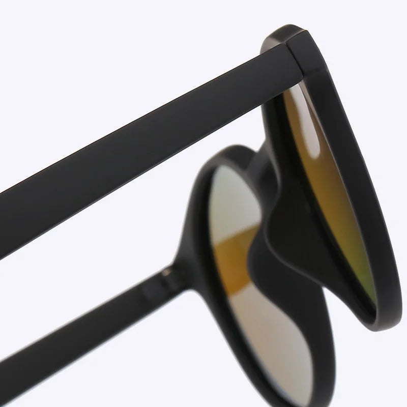 Retro Sunglasses, Black Circle Sunglasses, Round Sunglasses, Vintage Style, Classic Design, Statement Piece, Eye-Catching Design, Bold Fashion, Trendsetter, Urban Chic, Avant-Garde Fashion, Unique Design, 90s Sunglasses, Y2K Sunglasses, John Lennon Sunglasses, Ozzy Osbourne Sunglasses, Men's Sunglasses, Women's Sunglasses, Unisex Sunglasses, Festival Style, Everyday Wear, UV Protection, 100% UV Protection, Alla Chic